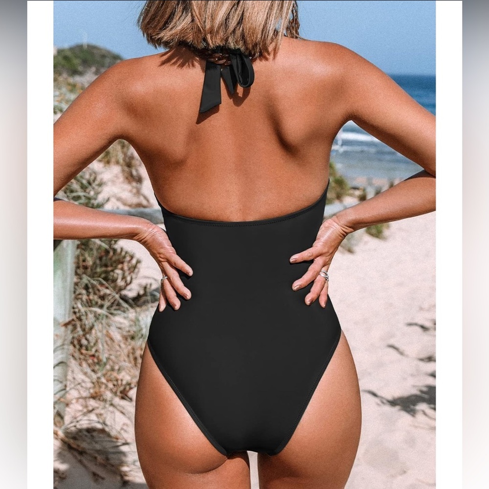 CUPSHE Women's One Piece Swimsuit Green Halter V Neck Cutout Bathing Suit NWT L - Picture 2 of 3